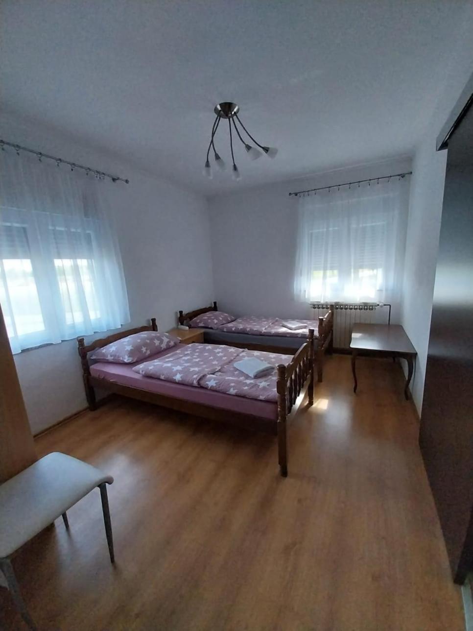 Guesthouse Juka Gospic Luaran gambar